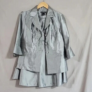 Women's Dana Kay Top and Skirt Set, Silver/Gray, Size 8, Pre-Owned